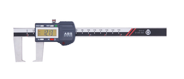 Digital caliper for outside grooves